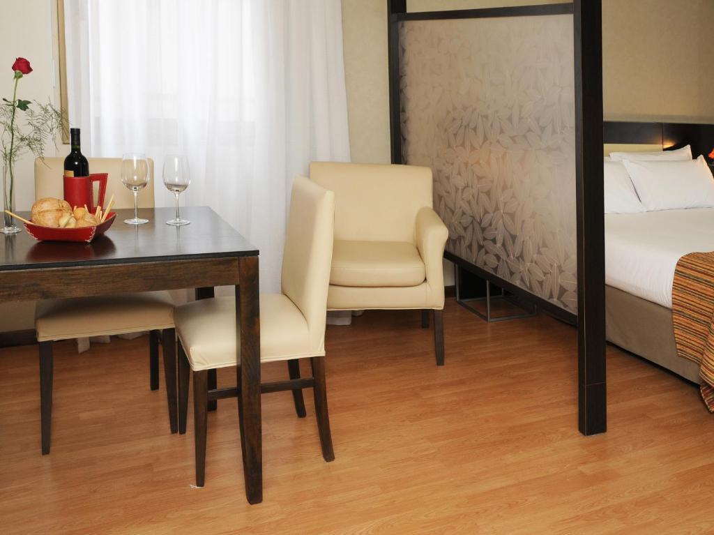 Del Bono Suites Art Hotel San Juan Bilik gambar